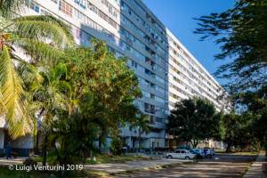 La Habana - palazzoni in calle Tulipan