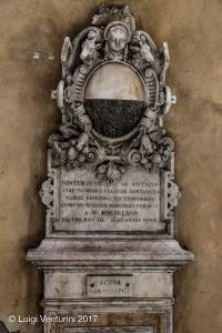 La Fonte della contrada del Leocorno - particolare 