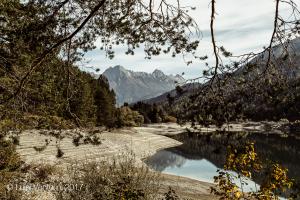 Il lago di Centro Cadore ormai parzialmente svuotato