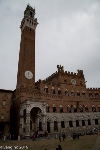 La torre del Mangia e il Palazzo Pubblico   