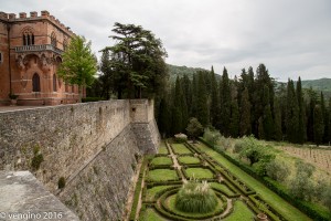 Castello di Brolio - dalle mura     